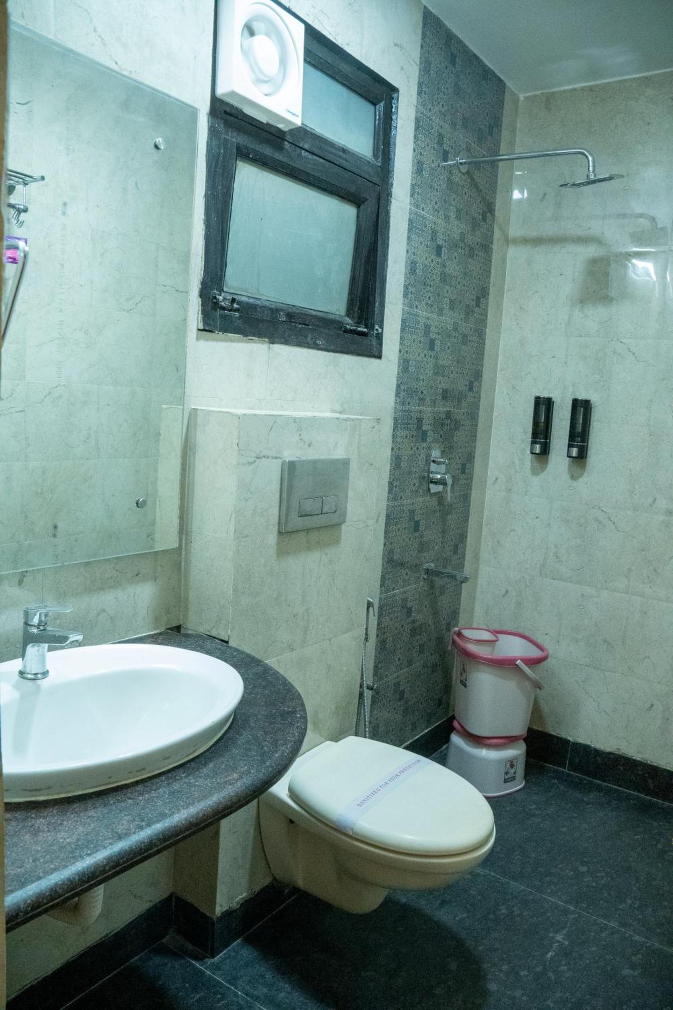 אגרה Hotel Sun Grand מראה חיצוני תמונה